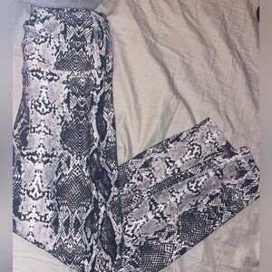 Balance Collection snake print leggings
